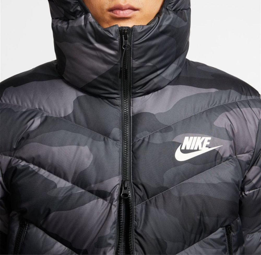 Мужская куртка Nike размер М
