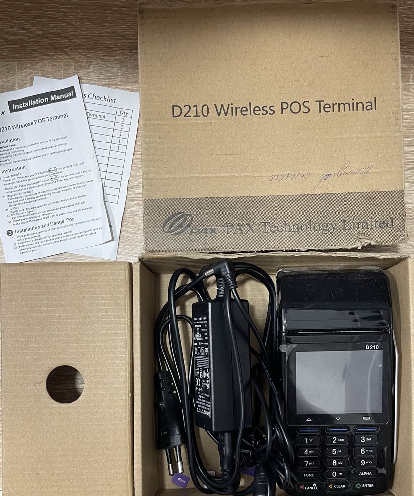 Продается  POS Terminal  PAX  D 210  б/у состояние нового
