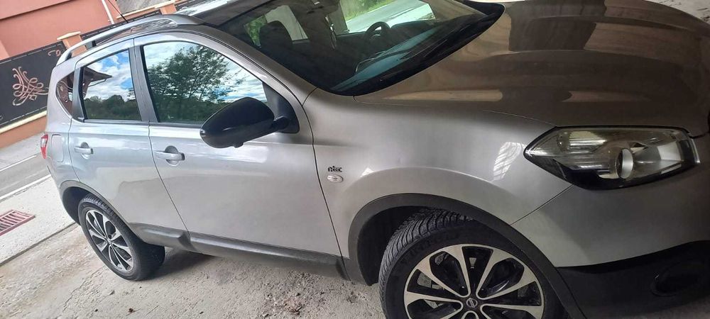 Nissan qashqai 1.5 dti 03/2013 cu 199000 km