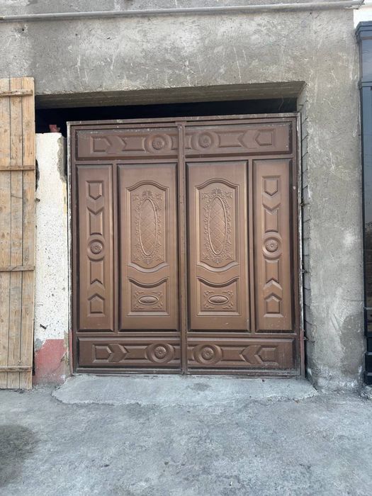 дарвоза сотилади