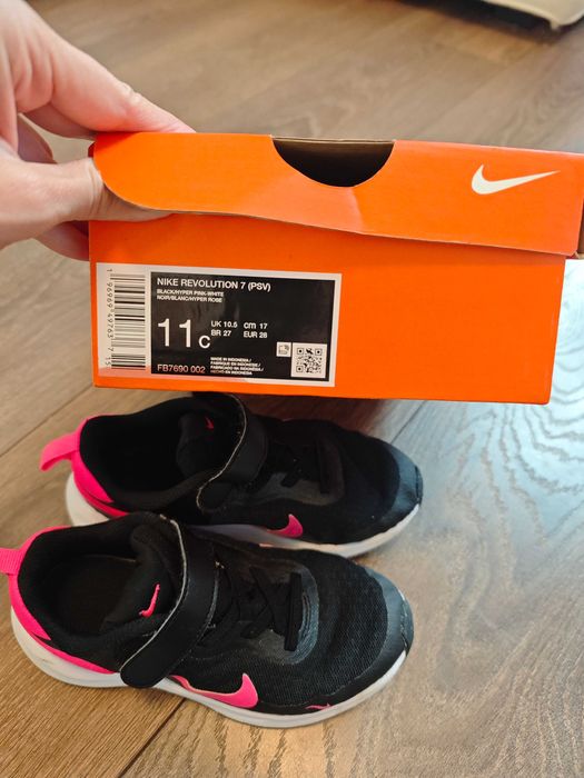 Nike revolution 7 - 28 номер- като нови