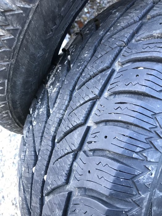 Замни джипови гуми 2бр.215/65R16