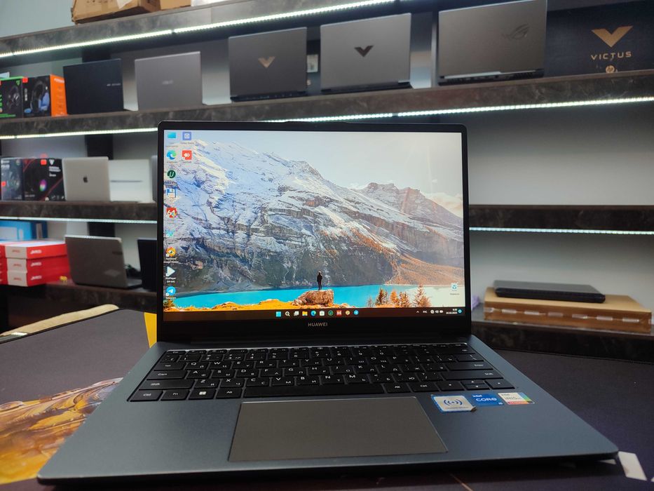 Ноутбук офисный HUAWEI Intel Core i5-1240P