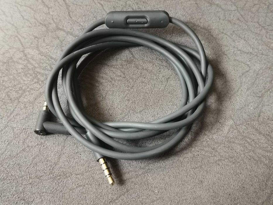 Beats cablu Jack cu microfon pe fir ca nou fuctional