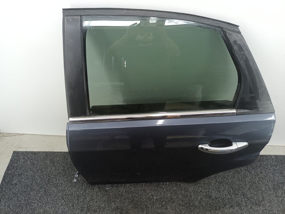 Dezmembrez Usa stanga spate de pe Ford FOCUS 2 2004-2012