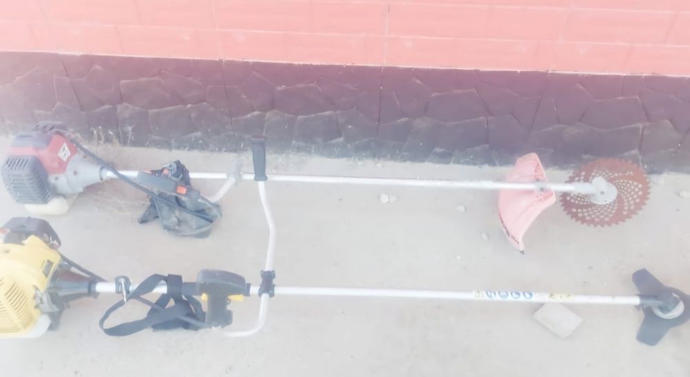 Бензиновый тример 2 штук