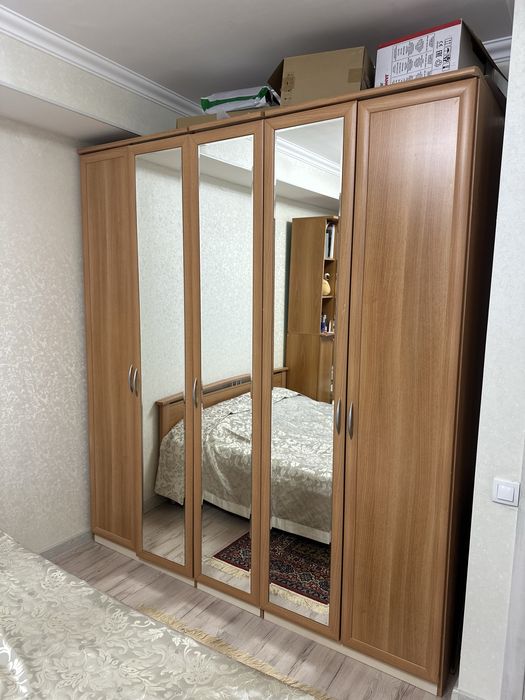 Спальный гарнитур
