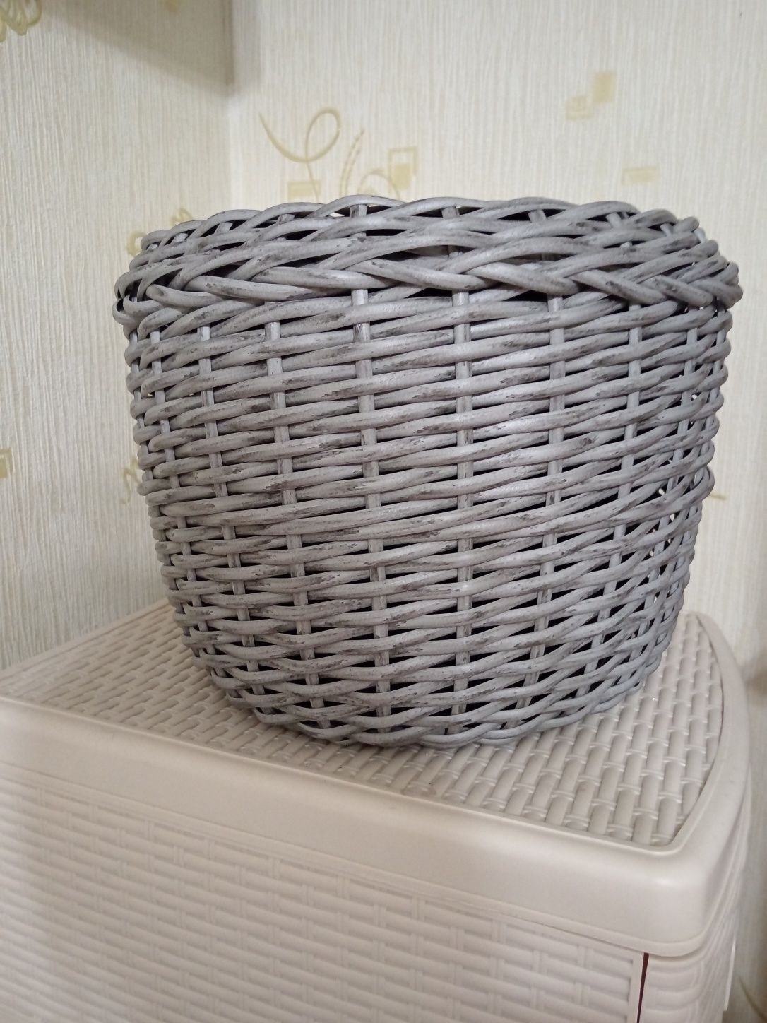 Кашпо из ротанга