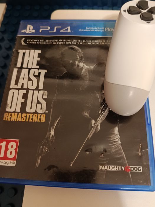 Ps4 BLACK WHITE EDITION +  5 jocuri + 1 controller alb NOU ps4