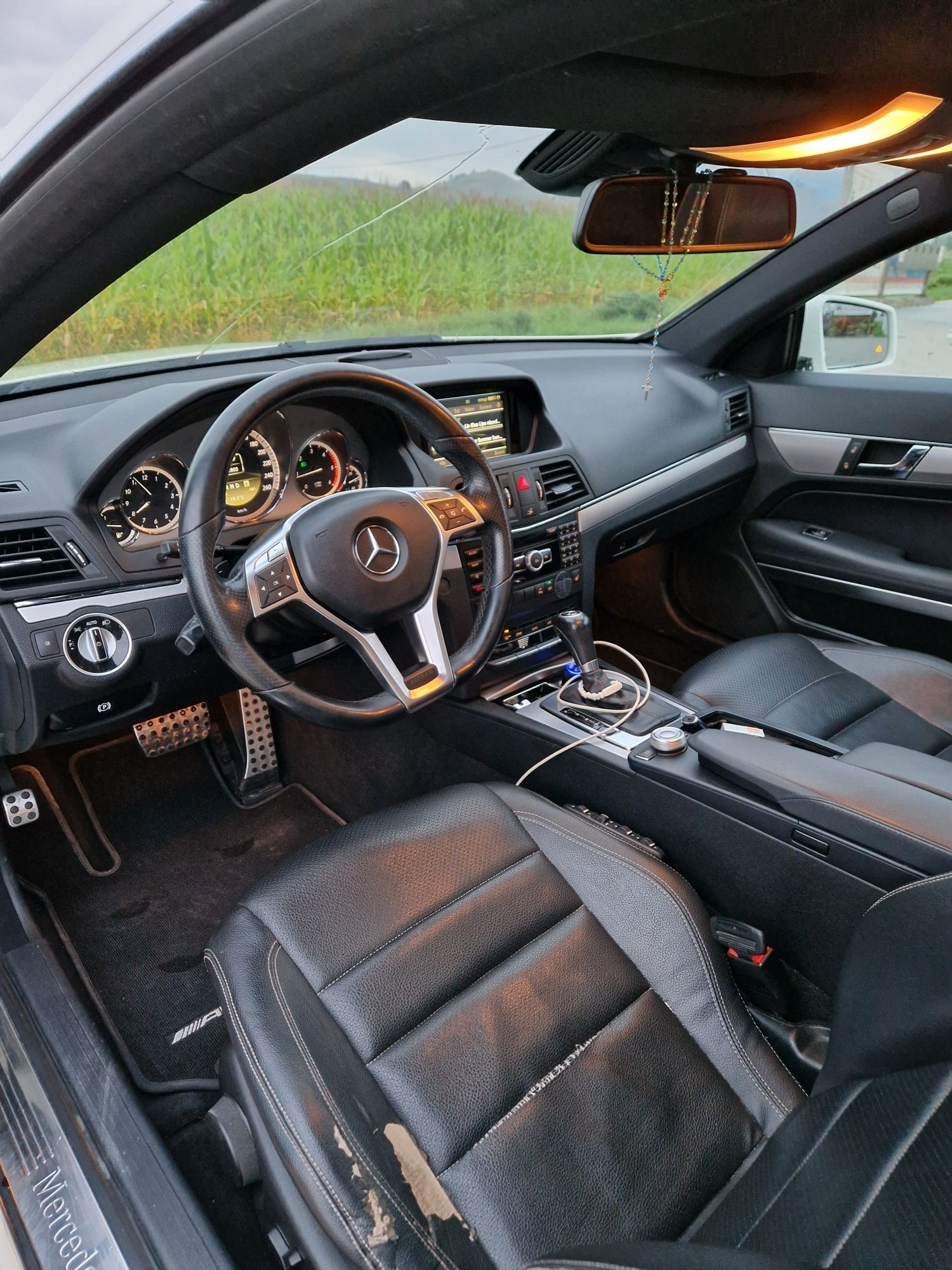 Mercedes-Benz E 250 coupé amg pachet [Panoramic]
