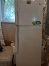 Холодильник LG состояние отличное