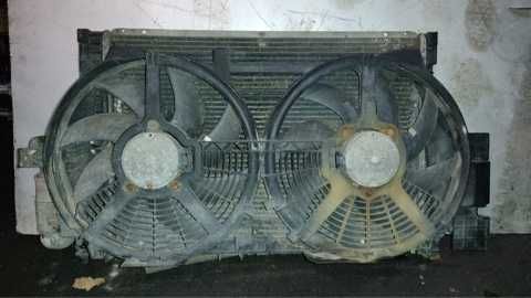 радиатор охлаждения на Крайслер Вояджер 3.3см, 2.5см в наличии