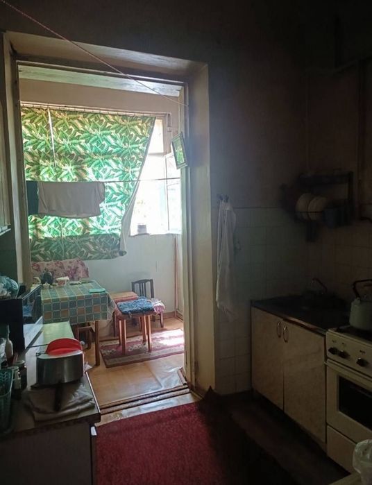 Срочно Продаётся Саракулька Высокопотолочка 1/1/4 без ремонта !