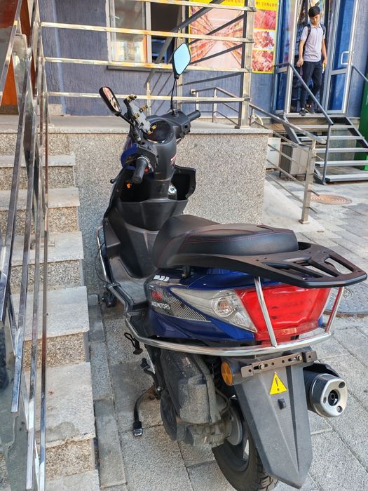 Benzinli skuter rasxodi 3litr yurgani 5800