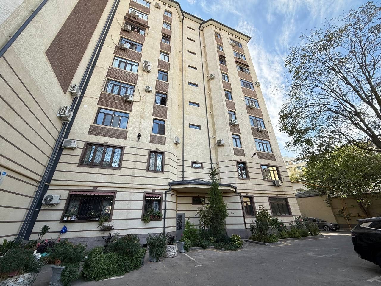 Bobur Elite Продается 3 комнатная квартира ремонт парк Бобура