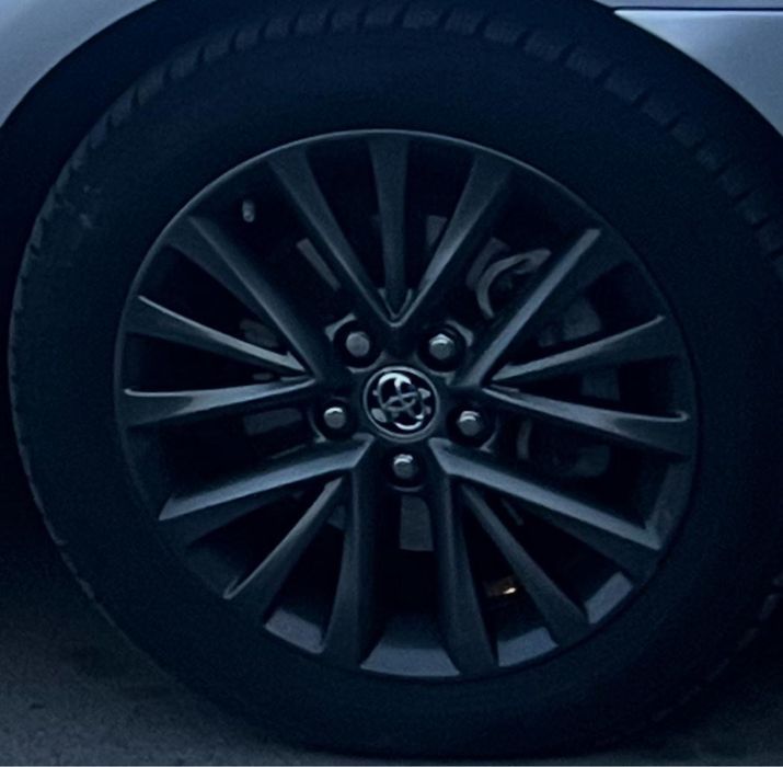 Диск с покрышкой летней