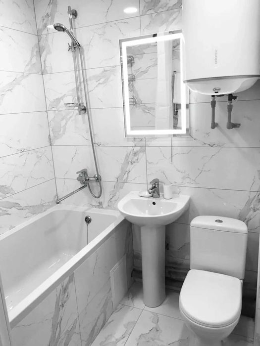 Дава се под наем Двустаен апартамент в София, Център - 56 кв.м за 408 € - Снимка #1