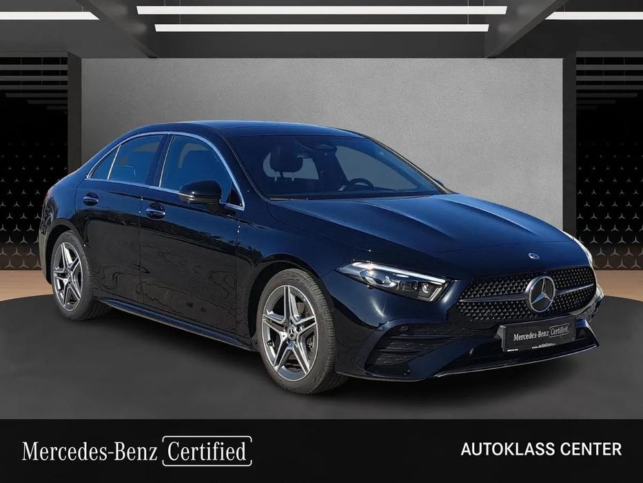 Mercedes-Benz A Mercedes-Benz A 200 Sedan