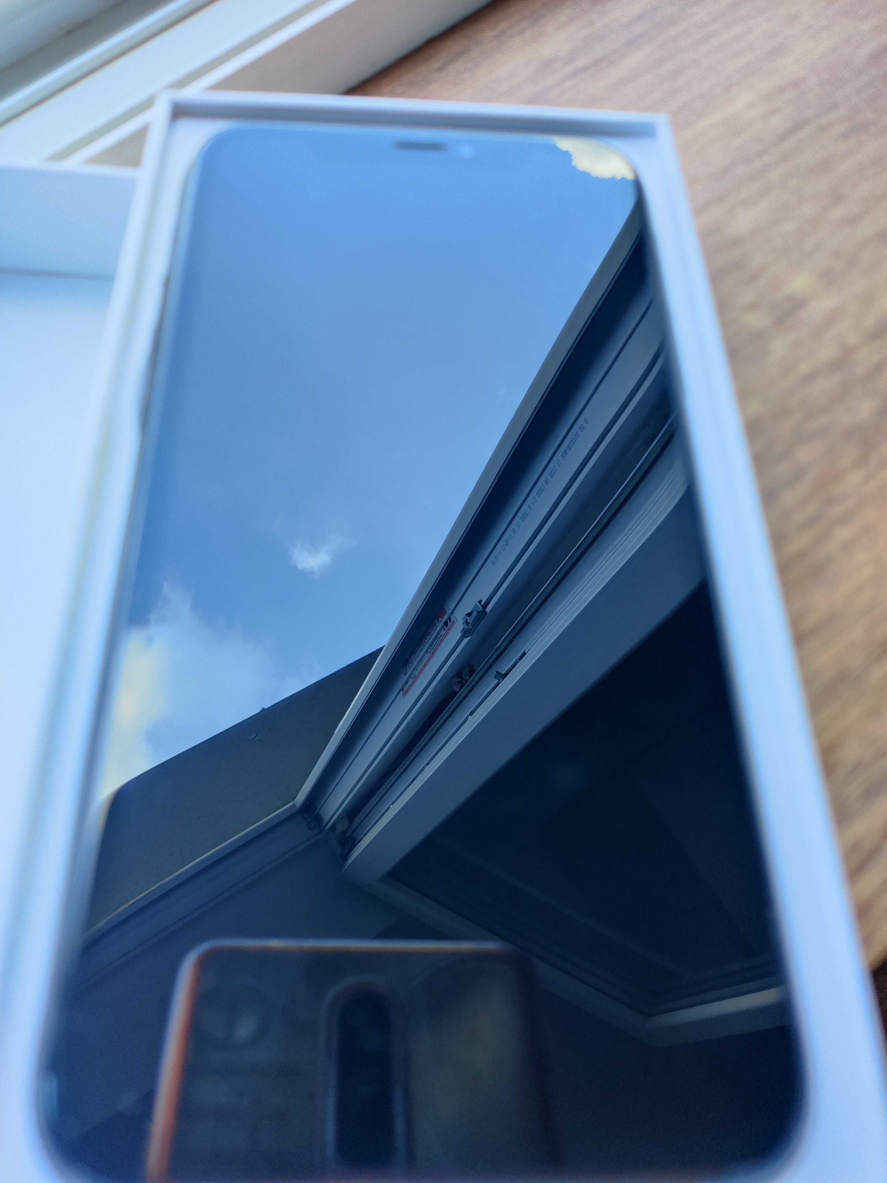 iPhone XR Space Gray 64 GB