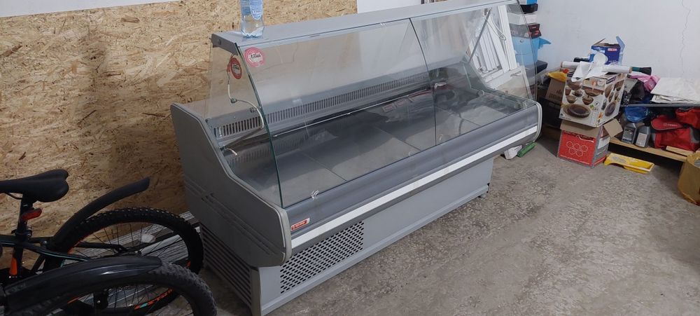 Продам морозильную ветрину