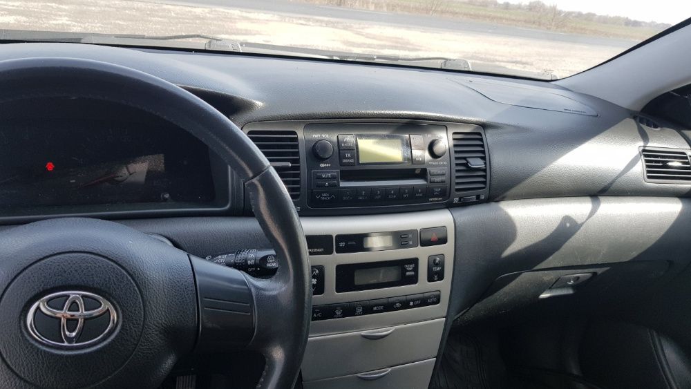 Toyota Corolla 1.4D 2005г. на части