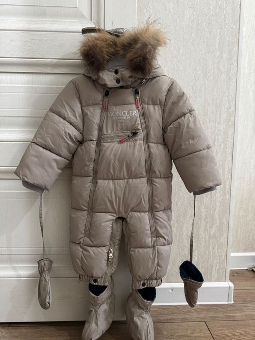 Продам комбинезон трансформер