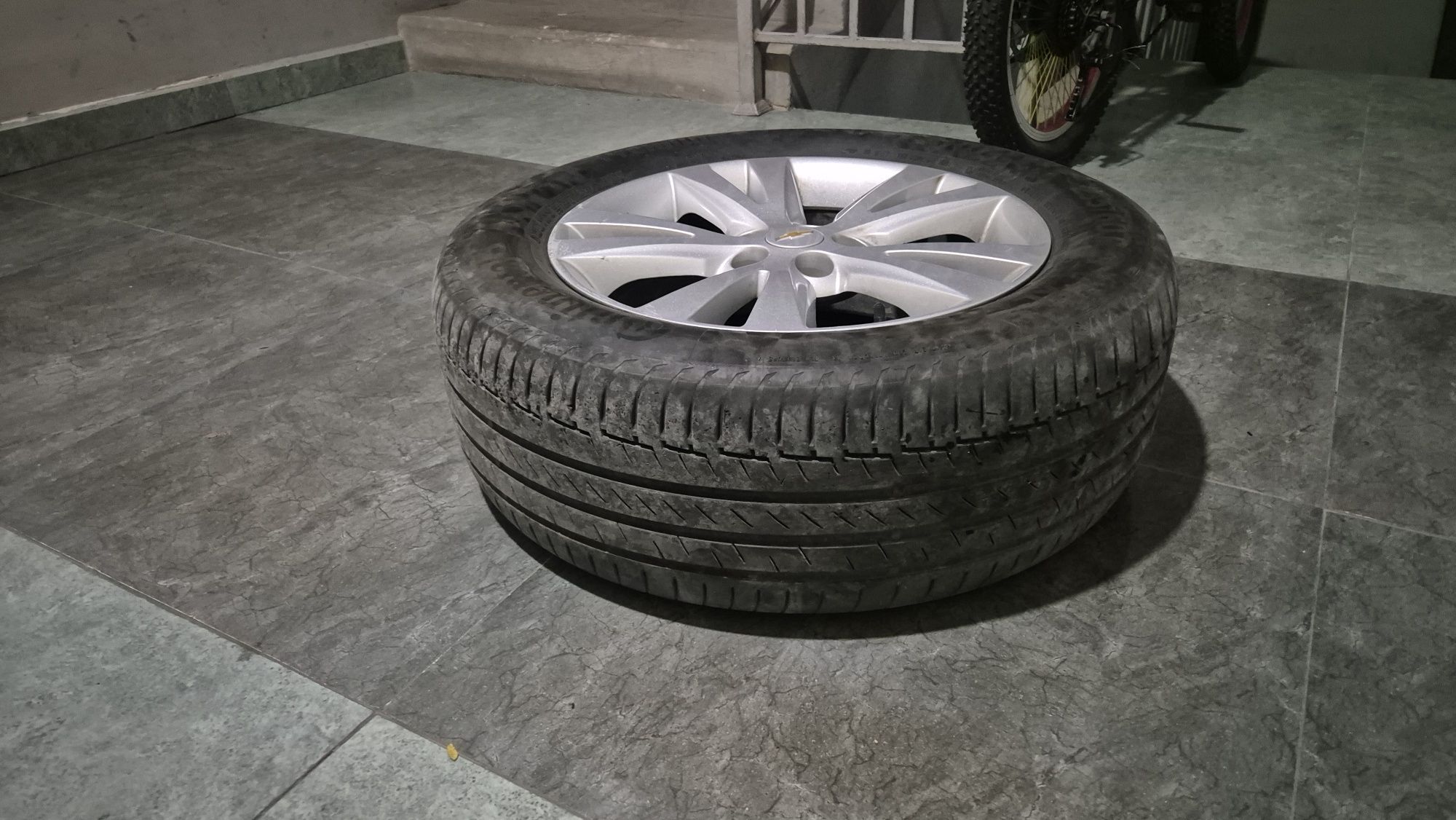 Captiva diska balon 18R 54.000km yurga yangi diska balon