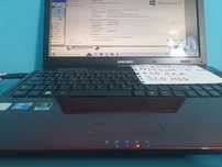 Vând laptop Samsung