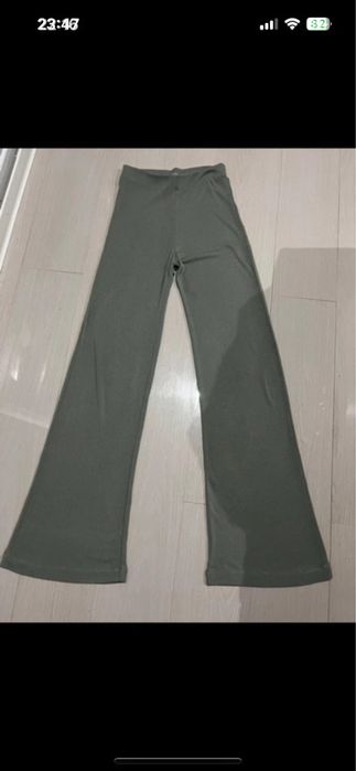 Zara Pantaloni evazati