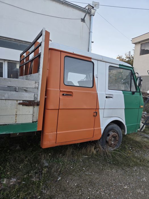 ЛТ40 бордови камион