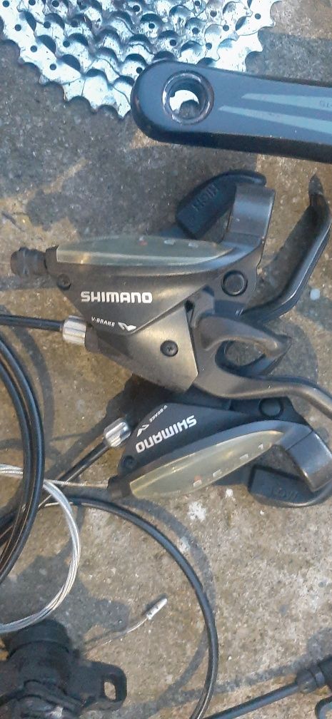 Grupset  shimano 3x8