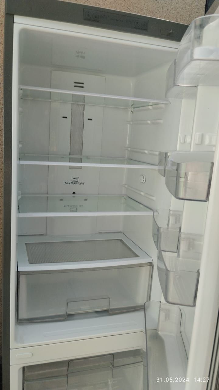 Продам холодильник и стиральную машинку