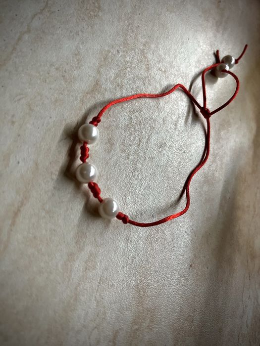 Гривни от ръчна изработка