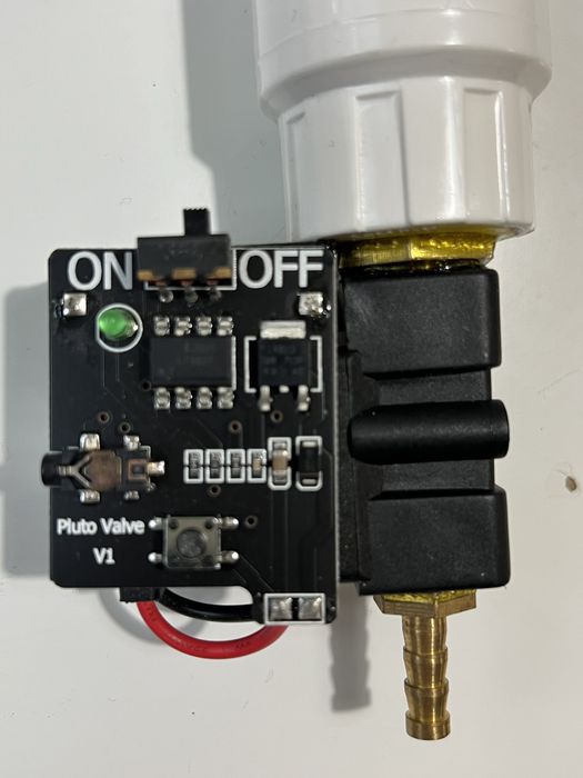 Valva Pluto - pentru fotografiat picaturi-  optional Pluto Trigger