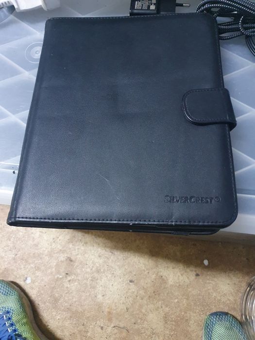 Таблет iPad с клавиатура