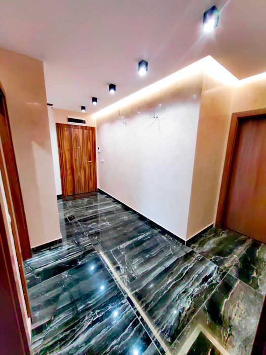 Продава се Тристаен апартамент в София, Люлин 8 - 92 кв.м за 1522 €/кв.м - Снимка #3