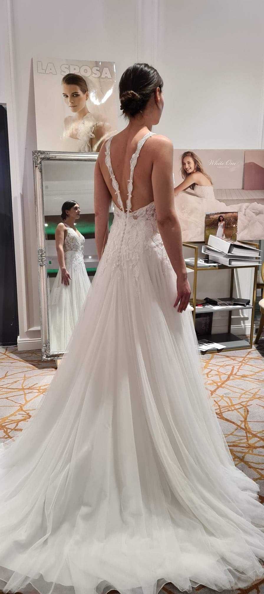 Rochie de miresa cu trena Linia A - La Sposa Collection - St. Patrick