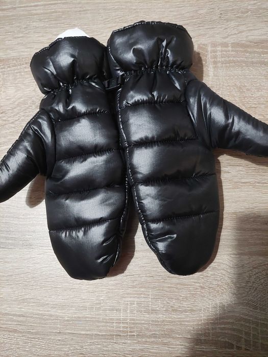 Оригинални ръкавици UGG. Водоустойчиви.