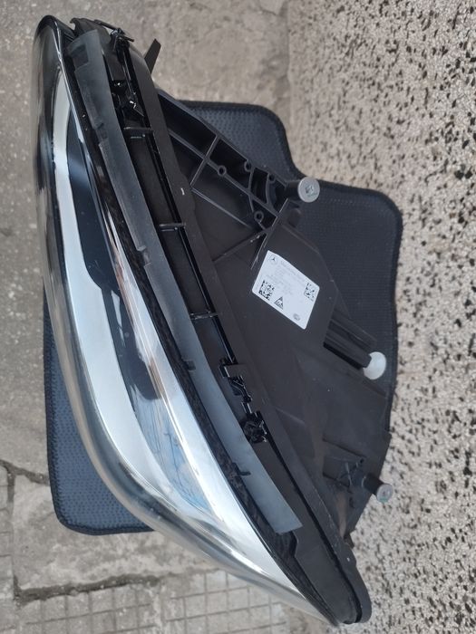 Ляв фар за Mercedes Benz Citan W420 HELLA LED