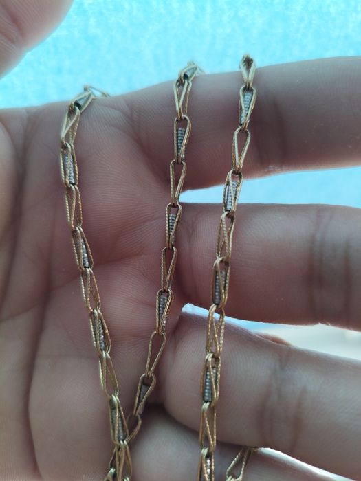 Женская золотая цепь