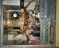 Unitate PC Intel Pentium 4, 2 gb RAM, Video 1 GB, 500 GB HDD