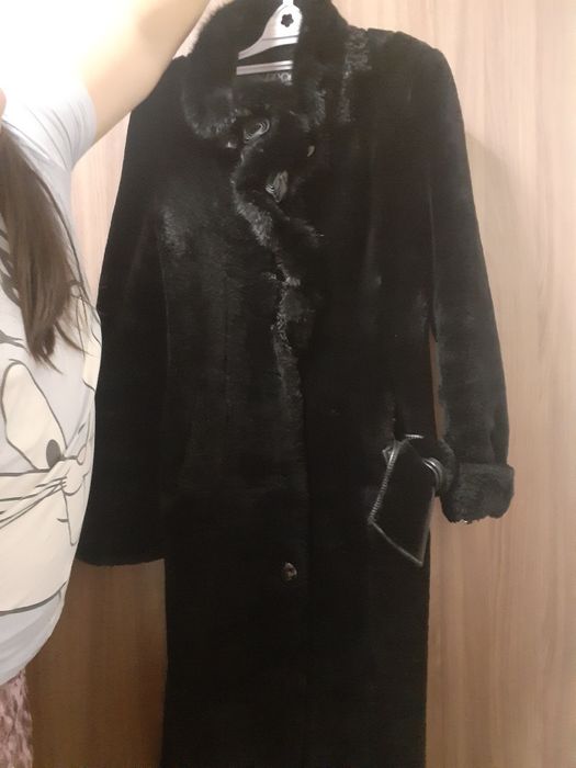Продам мутоновую шубу