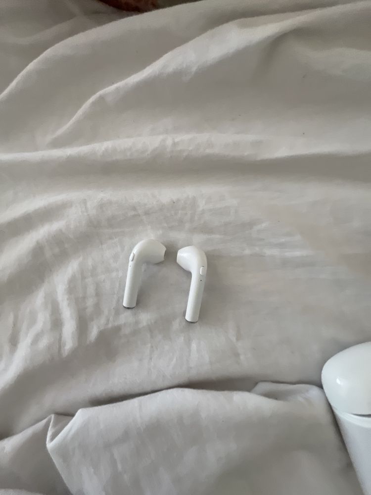 Bluetooth слушалки чисто ново