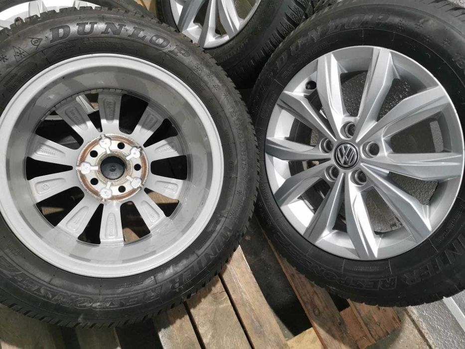 Jante Originale Vw Polo R 15 cu anvelope de iarna