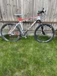 Bicicleta Cube AMS 110