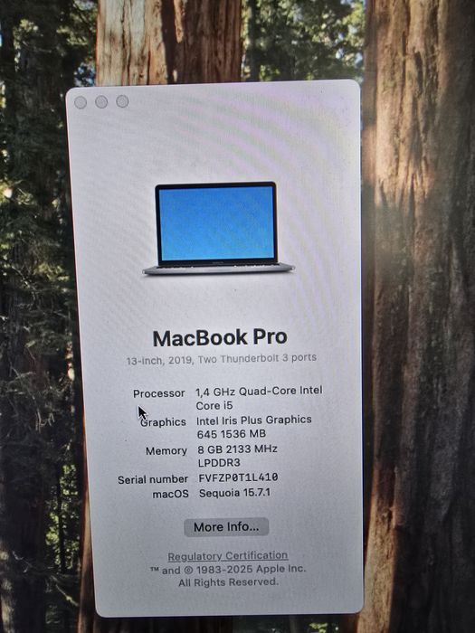 Продавам Macbook Pro 13 2019 8GB SSD 128GB