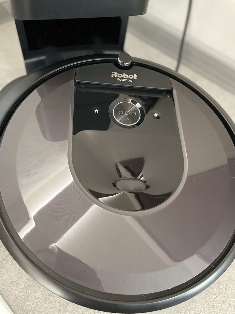 Прахосмукачка-робот Irobot 7+
