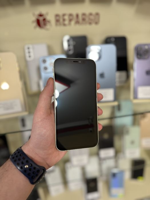 iPhone 12 - 64gb - green