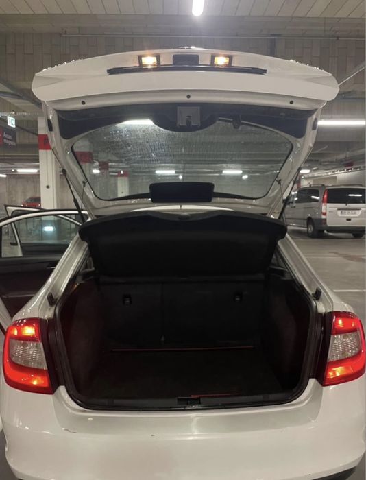 Skoda Rapid Alb Perlat