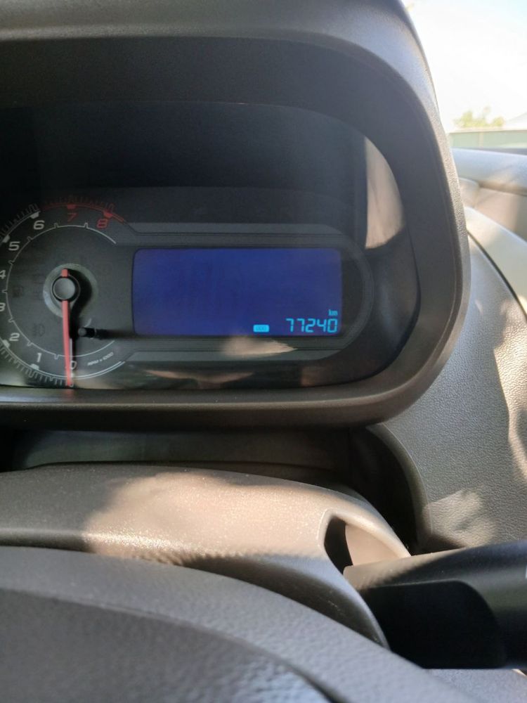 Cobalt avtomobili sotiladi